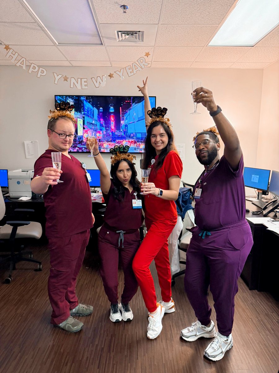 LRHGME_IM's tweet photo. New year, same grind—when IM and FM night teams unite, we toast with apple cider bubbly! Cheers to a healthy 2025✨🥂
#LRHIM #match2025 #NewYearNewVitals #MidnightRounds #NightTeam https://t.co/SUk8GA4RnH