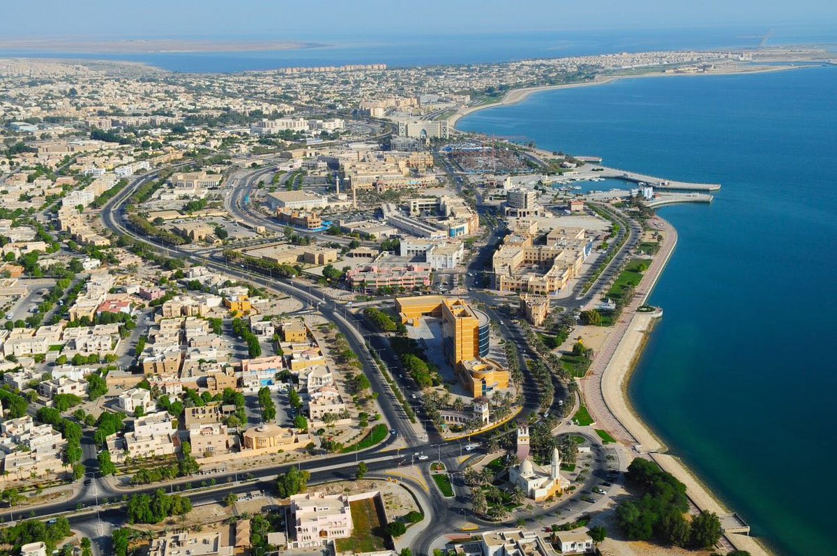 شركة الأولى للطيران التابعة لأرامكو توقع اتفاقية مع الهيئة الملكية للجبيل وينبع، لتشغيل مطار #الجبيل  بهدف تعزيز خدمات النقل الجوي ودعم القطاع السياحي والصناعي واللوجستي في المدينة

.
#مشاريع_الشرقية