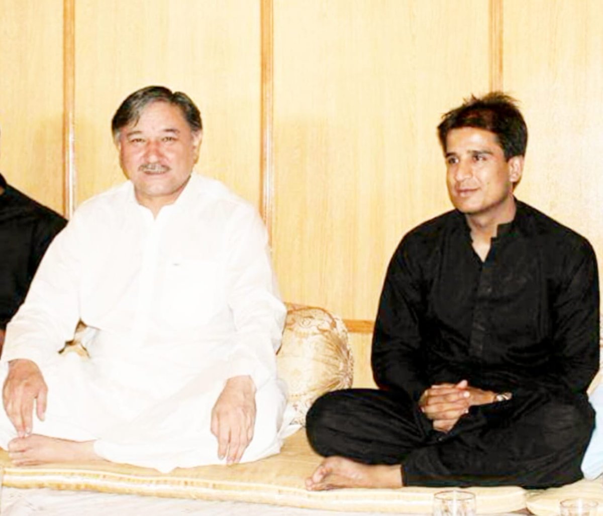 Today's Attack on Hazara Democratic Party's 
President &amp; Ex-Minister Mr. Abdul Khaliq Hazara is strongly condemnable.
Get well soon <a href="/KhaliqHazaraHDP/">Abdul Khaliq Hazara (HDP)</a> Wish You a rapid recovery.