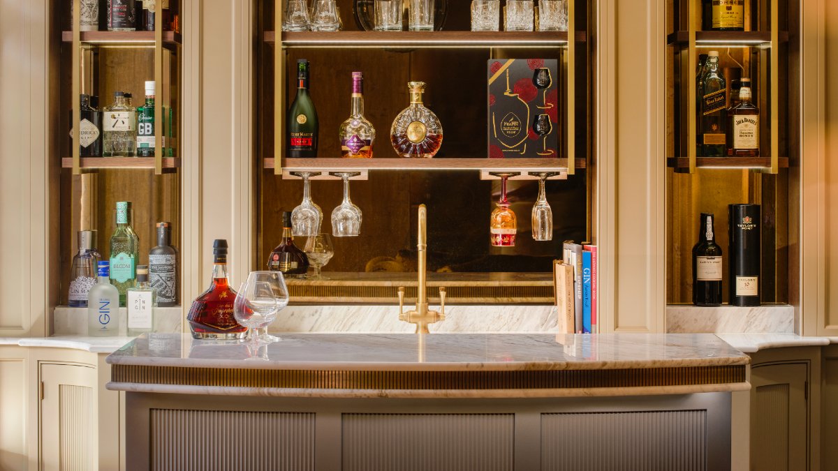 Hetherington Newman tweet media