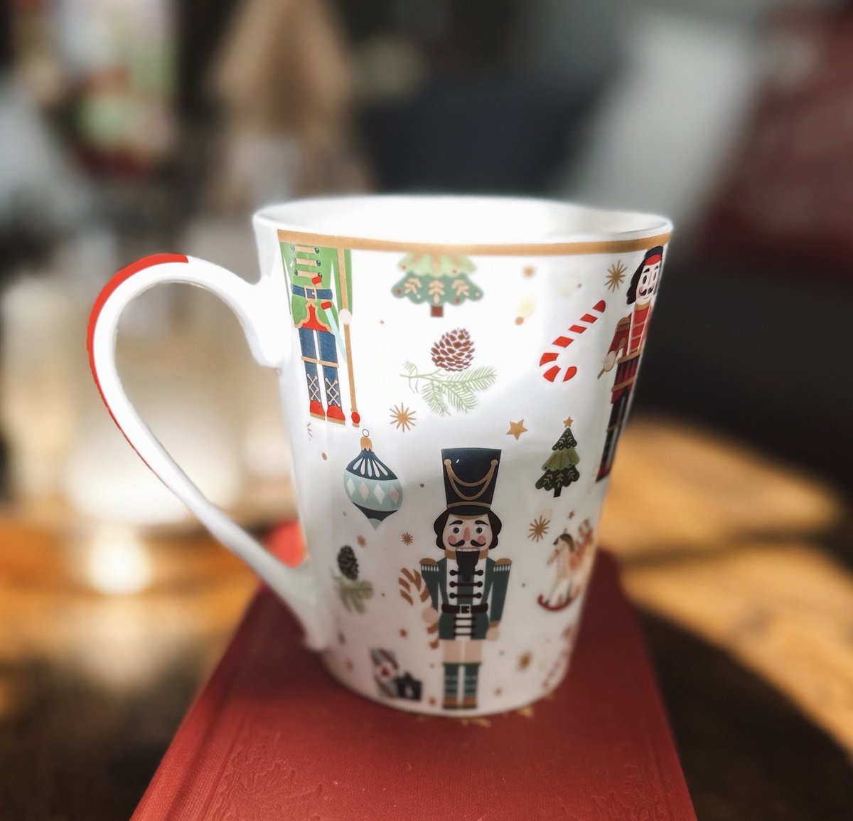 Coffee always ☕️😋
Happy Friday everyone !!!