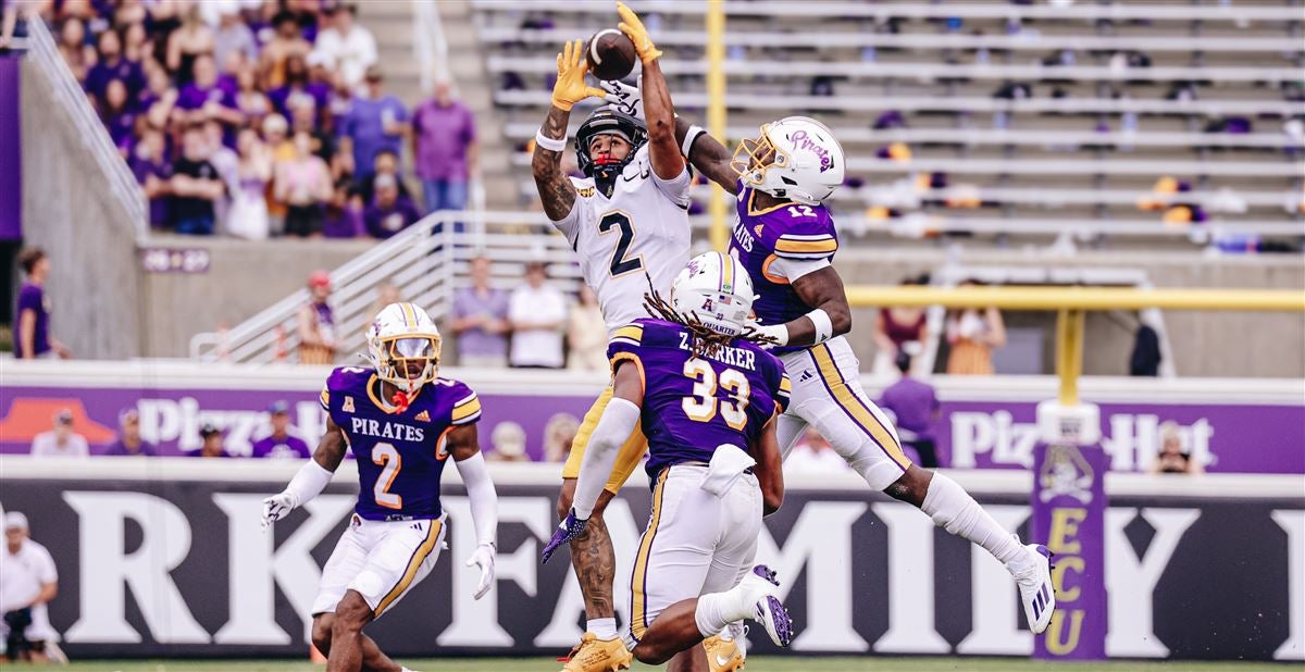 Appalachian State WR Kaedin Robinson has entered the transfer portal as a grad transfer, <a href="/mzenitz/">Matt Zenitz</a> and I have learned for <a href="/247Sports/">247Sports</a>.

He caught 53 passes for 840 yards this year. Posted 905 yards and 10 TDs in 2023.

247sports.com/player/kaedin-…