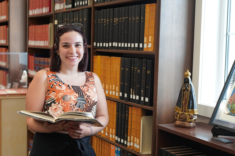 Are you looking to add "Research Fellow" to your CV in 2025? Read about Giovanna Sarto's experience as one of the 2024 Marian Fellows and apply for yours by Jan. 10: udayton.co/fhF