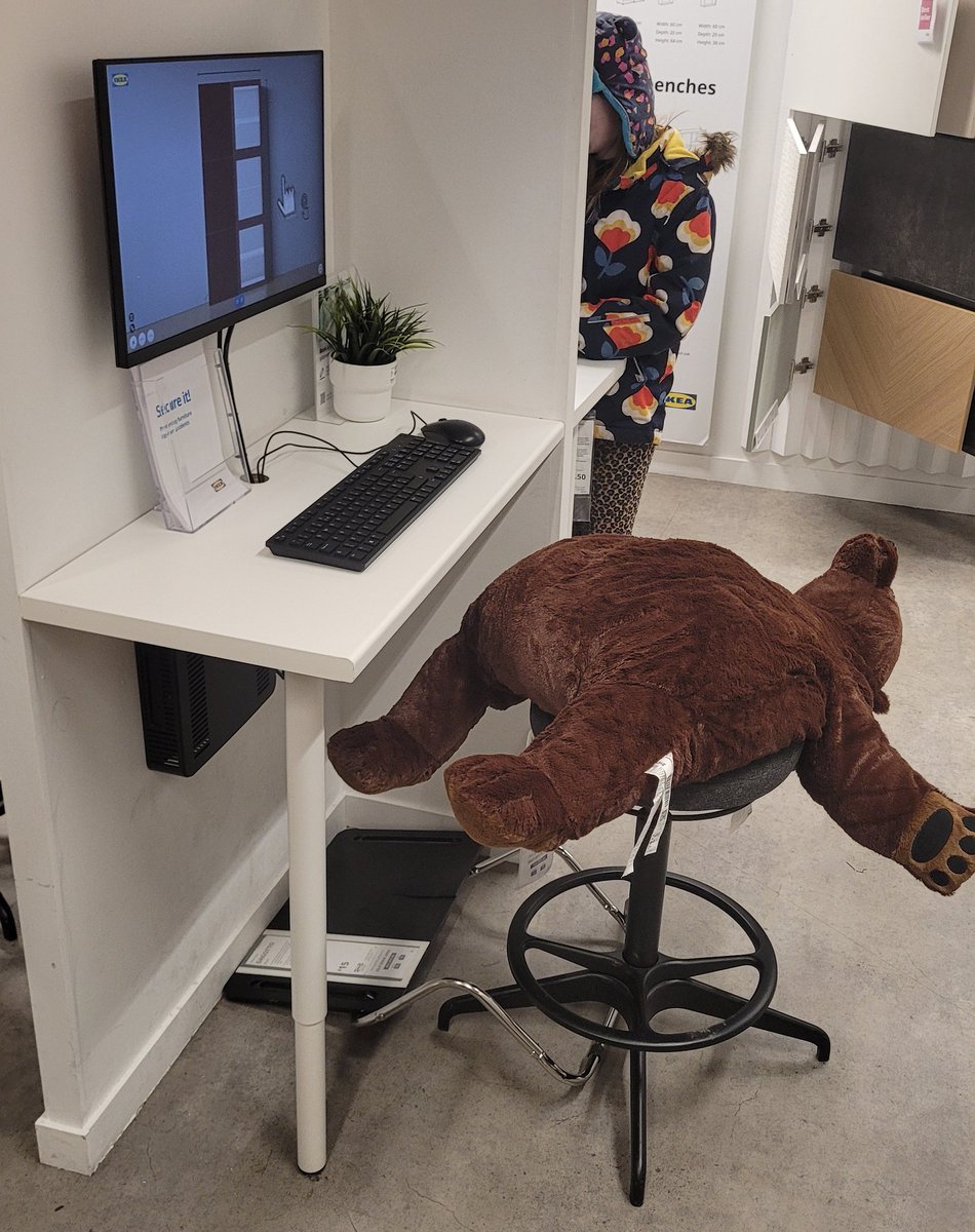 davejr307's tweet image. Me when blender crashes for the third time in a day
