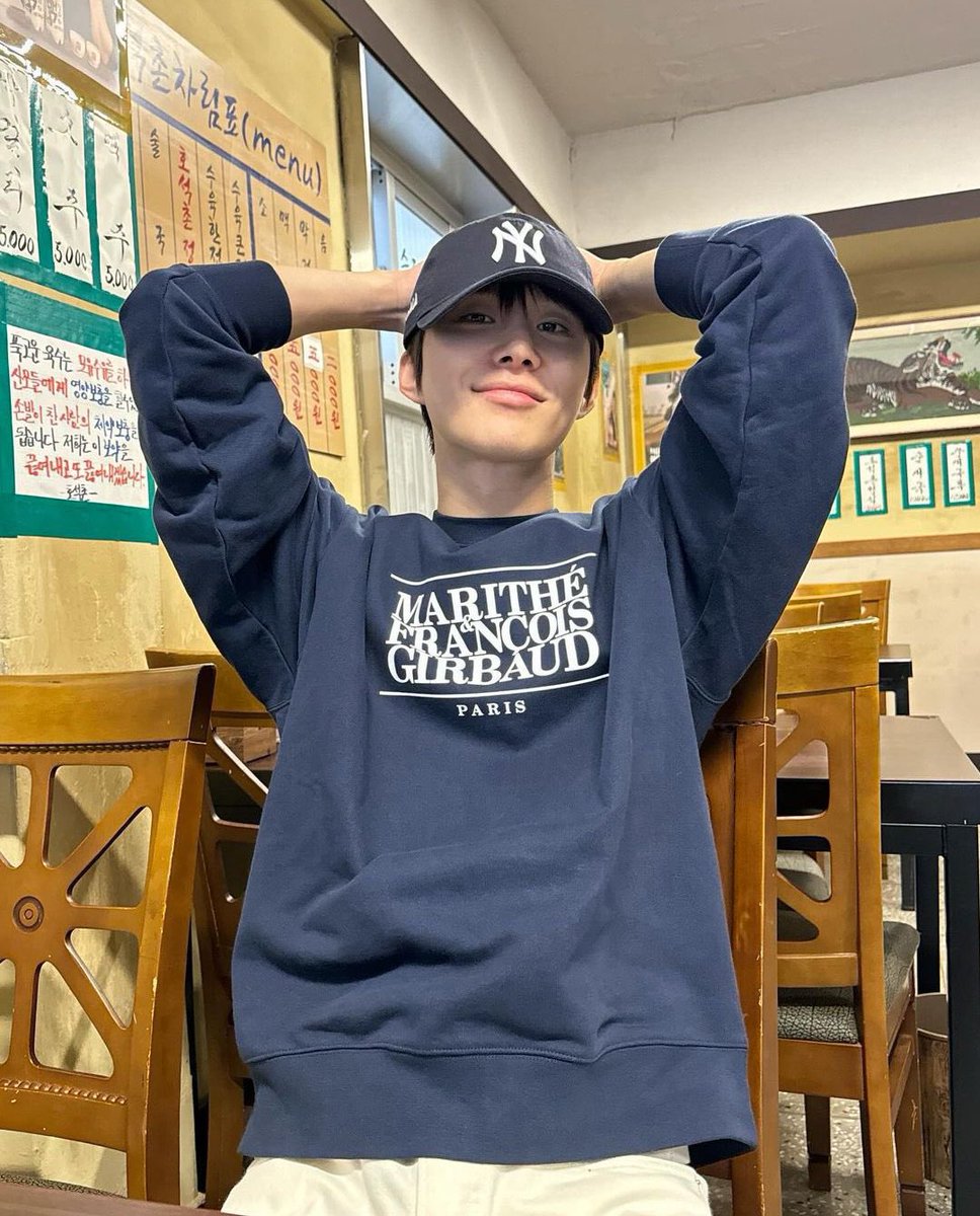 jungwoo tweet media