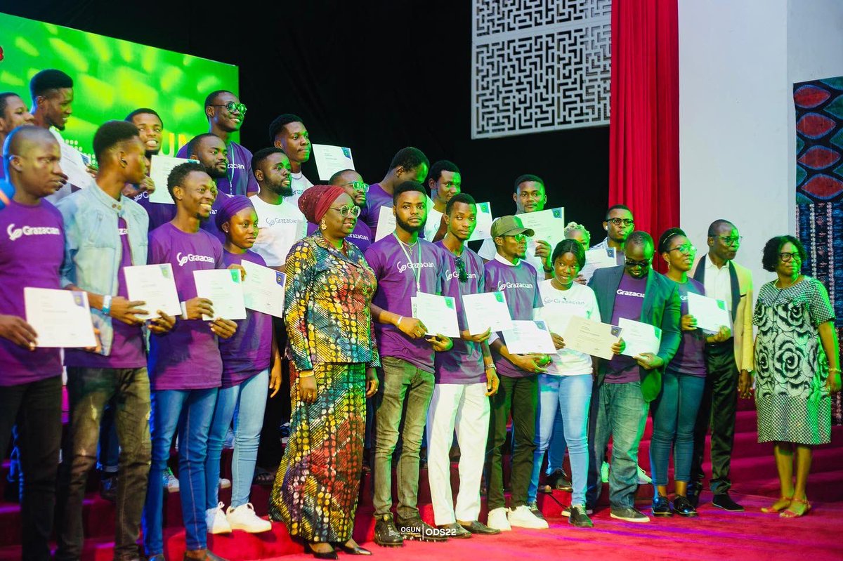 VictorAdeleye_'s tweet image. I started my tech career as an undergrad  and this is one of the best decisions I’ve made in my life.

Got Global Talent Endorsement in 2022 and it’s been an amazing ride since then. 

I’m presenting you an opportunity to start your tech career with us @grazacacademy this year.