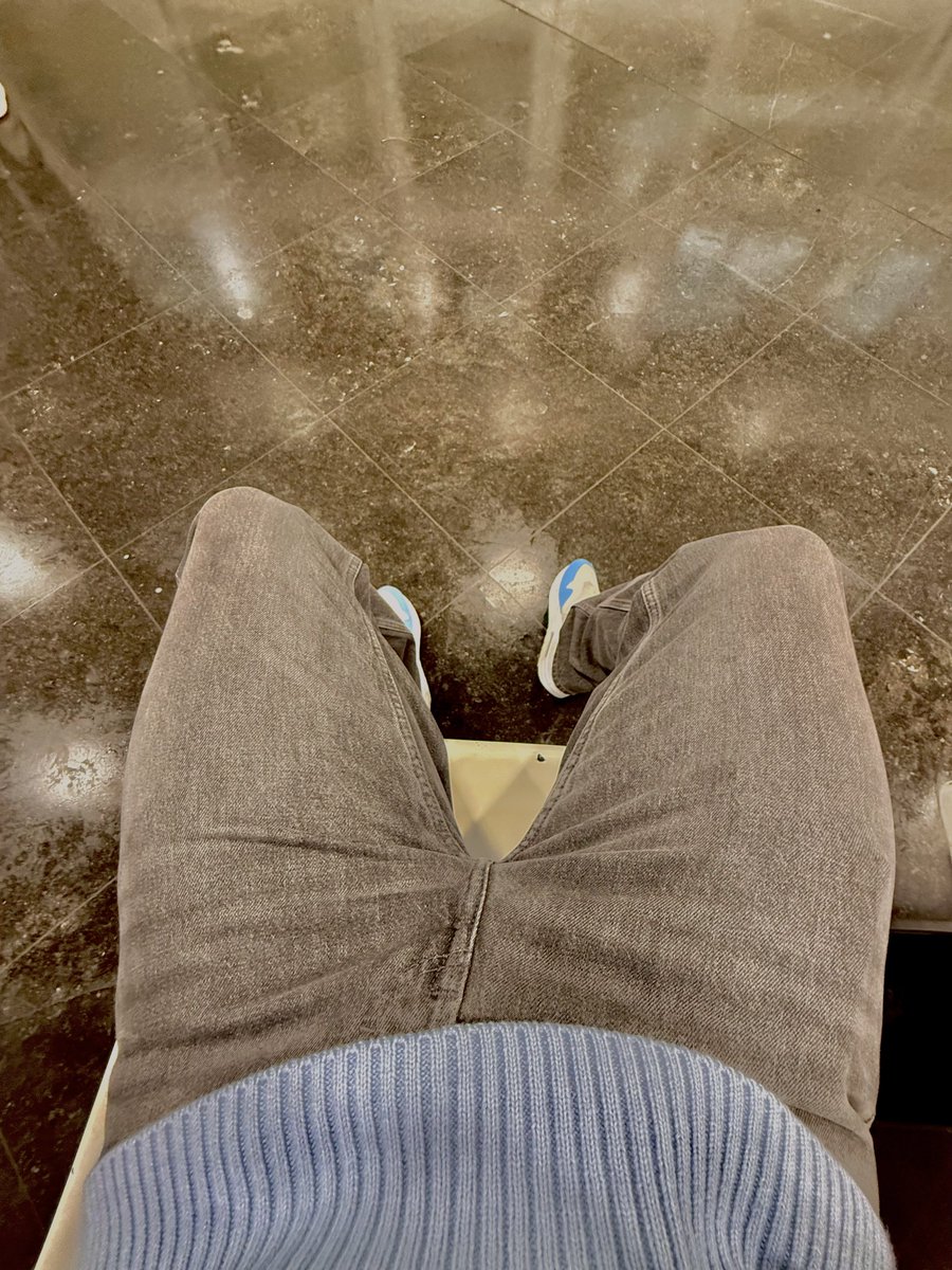 BrainMasterr2's tweet image. encore une bonne journée à vider du compte, à qui le tour ? 🤑😏

#cashmaster #moneyslave #findom #cashcow #cashpig #atm #soumis #slave #paypig #cashpig #pigeon #alpha #mindfuck