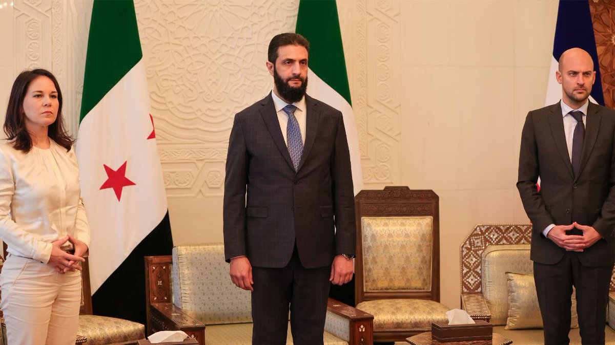 رؤى لدراسات الحرب tweet media
