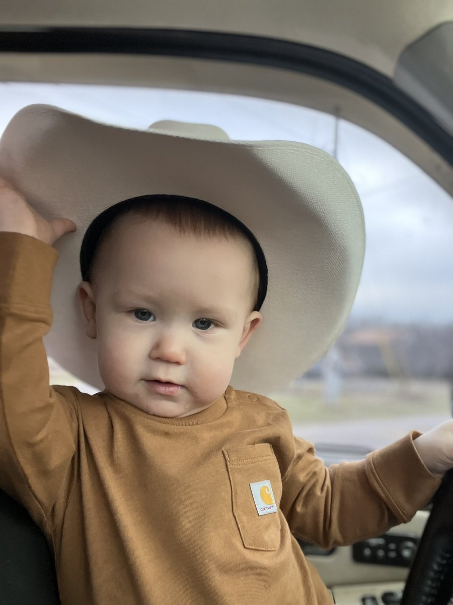 We are officially 1! 😭 Happy Birthday Stetson 💙