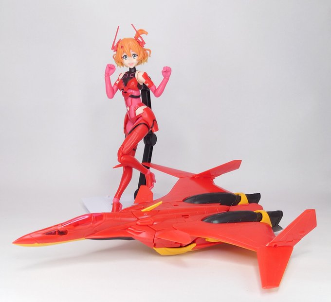 バルキリーも作ったけんね
変形とかはまた明日 