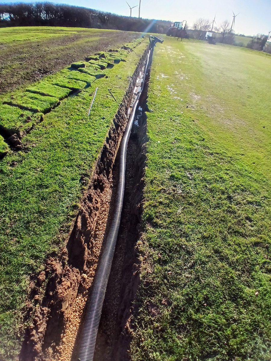 Ashley Hammond tweet media