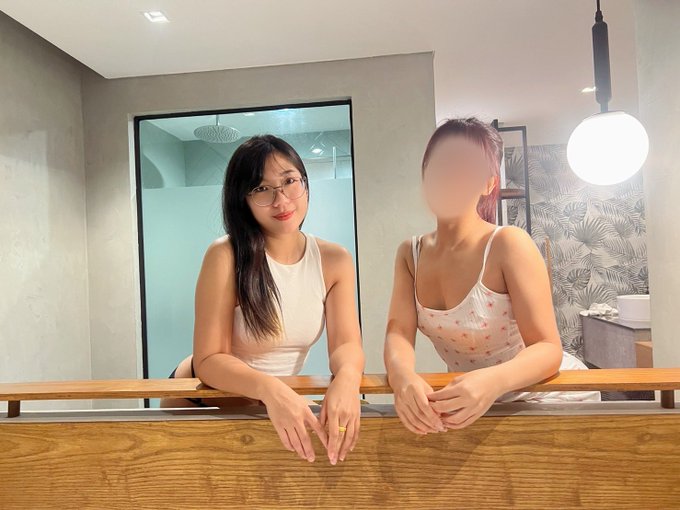 Watch Hot Nurse💉🩸's leaked NSFW photo on TwXstars