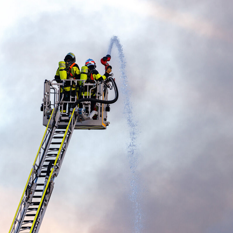 Les sapeurs-pompiers du Doubs vous souhaitent un très bon week-end. 

📸 F.PARRIAUX

#doubs
#sapeurs
#pompiers
#bonweekend