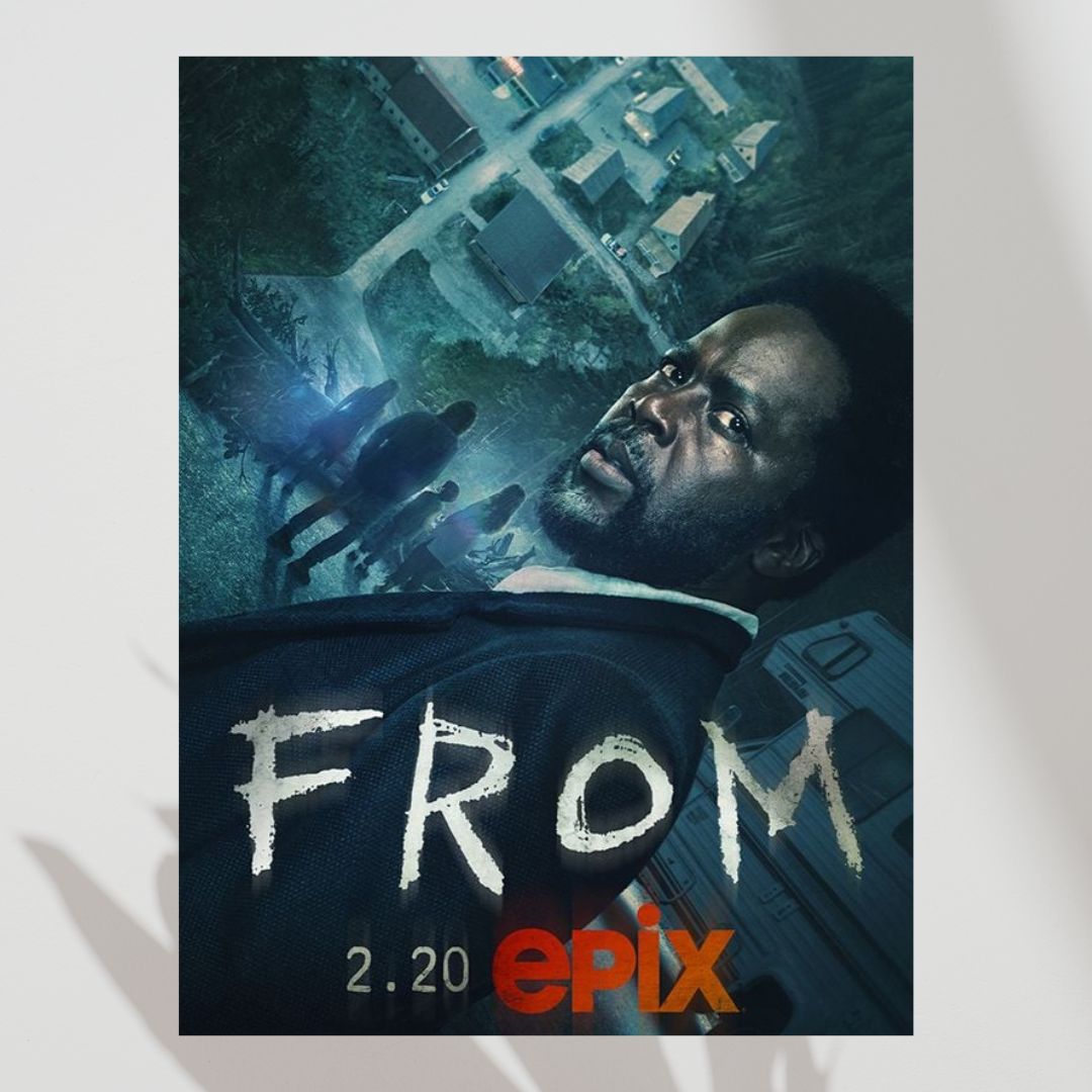 La 3ª temporada de From no es lo que esperaba. Lejos de resolver cosas, se embrolla en nuevas tramas que no queda claro a dónde van. Una pena, porque era una serie  prometedora.
Recordad: From cuenta los misterios del enigmático pueblo que atrapa a quienes entran en él.