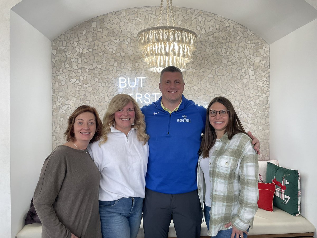 Katy Eastes (@newpalasstsup) on Twitter photo Time spent with these professionals = pure joy! ♥️ <a href="/ISU_BCOE/">Indiana State University Bayh College of Education</a> <a href="/jessicaneill/">Jessica Neill</a> <a href="/MrCaryGC/">Jason Cary</a> <a href="/DSonsini/">Dawn Sonsini</a> Time spent with these professionals = pure joy! ♥️ <a href="/ISU_BCOE/">Indiana State University Bayh College of Education</a> <a href="/jessicaneill/">Jessica Neill</a> <a href="/MrCaryGC/">Jason Cary</a> <a href="/DSonsini/">Dawn Sonsini</a>