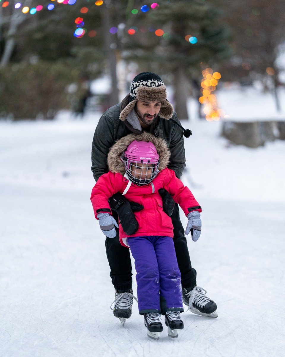 ❄️⛸️ Grab your skates and hit the ice, London! Whether you're gliding under the twinkling lights at Victoria Park or taking a spin through the enchanting Storybook Gardens Skate Trail, it’s the perfect way to embrace the season.

london.ca/living-london/…
