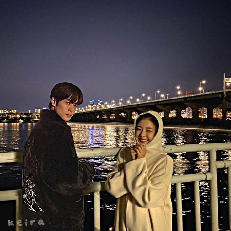 ythjae's tweet image. mengawali 2025 dengan orang yang aku temui di 2020 ⏲️