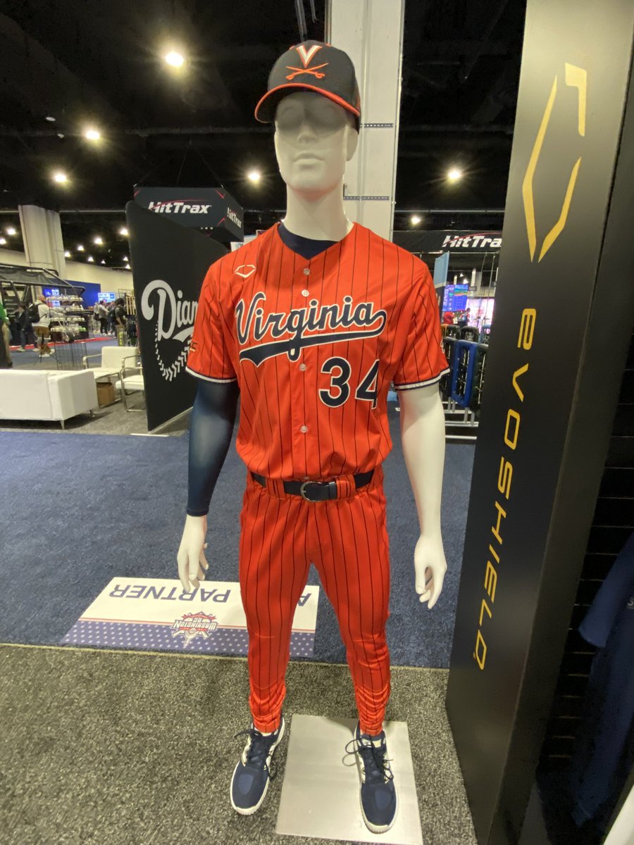 The Hoos and <a href="/EvoShield/">EvoShield</a> are at  #ABCA2025!

#GoHoos