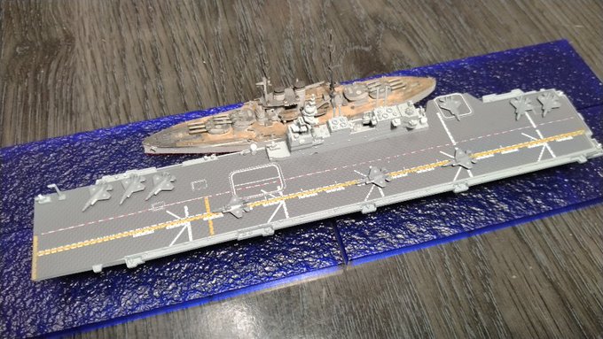 かが。妖怪パーツ飛ばしが出現して舷側ハッチが1コ消えてしまった。 