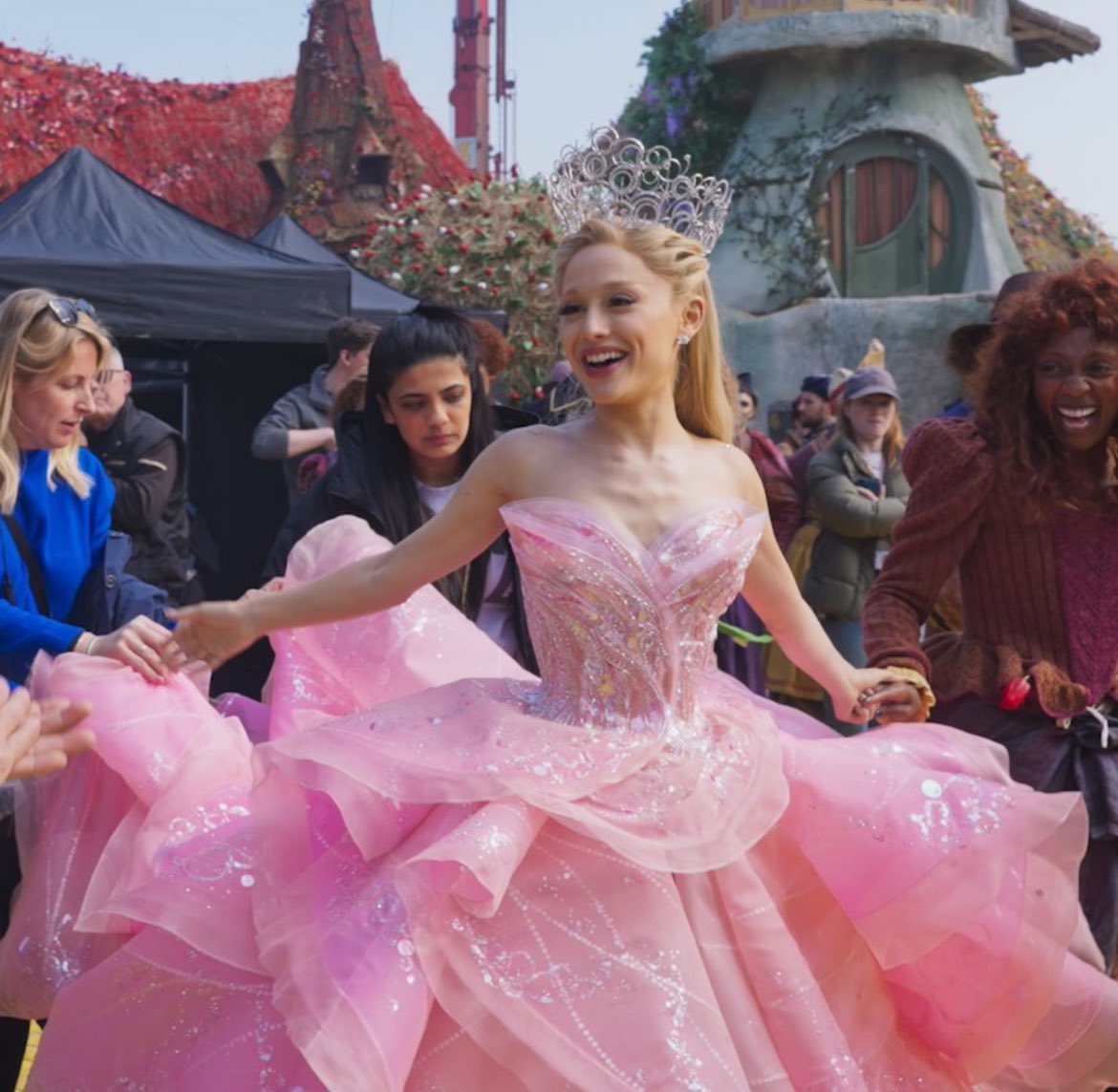 ArianaToday's tweet photo. “I have never in my life felt the way I did when I found out that I got the role of glinda in the film. I thought, everything’s going to be okay forever now.” — ariana grande in her interview with @wmag ♡ https://t.co/2QVRfoCHoP