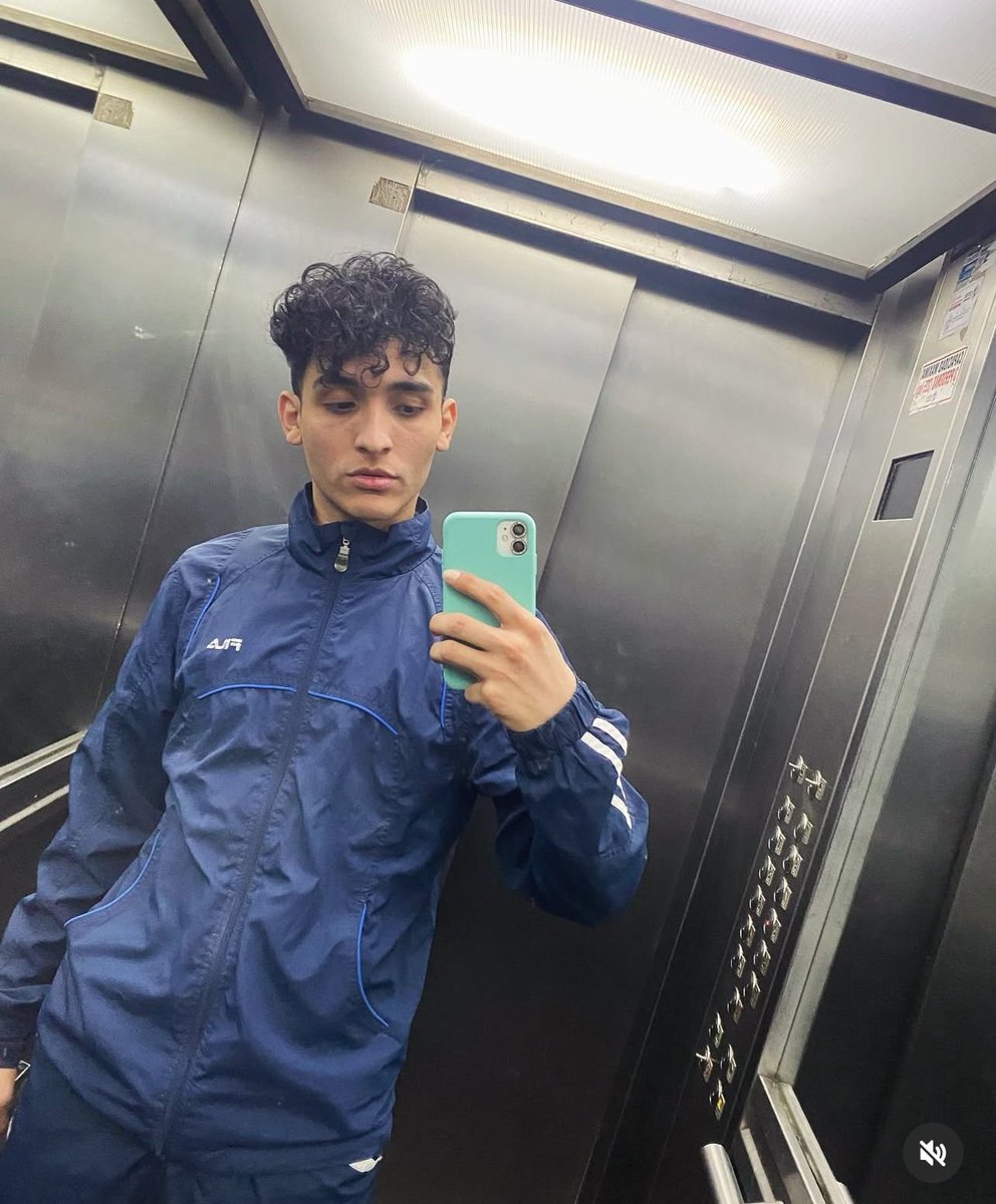 #AHORA I🚗En #ElContestador el #Móvil de <a href="/BianForconi/">Bian</a> 
➡️Buscan a Antonio Román, un joven de la ciudad que la última vez que se comunicó con su familia fue el primero de enero. 
📲Si lo viste comunicate con Isamar, su mamá al 341 5421847, al 911 o a fiscalía.