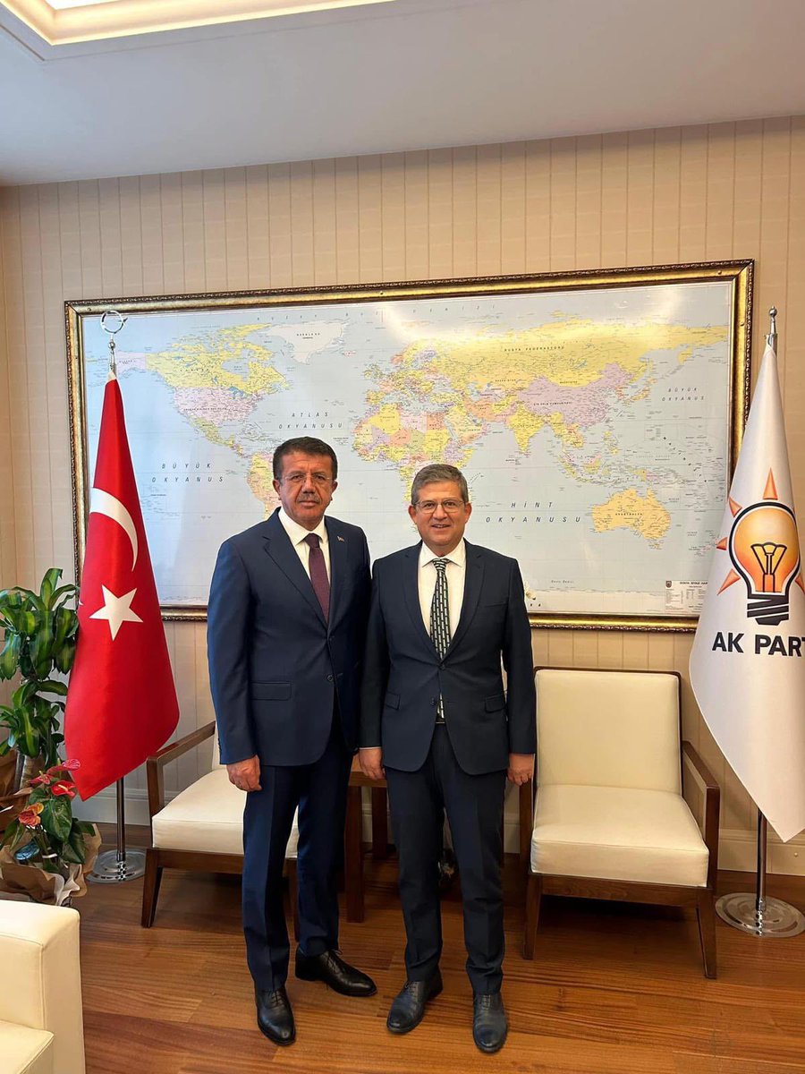 Genel Başkanımız ve Cumhurbaşkanımız <a href="/RTErdogan/">Recep Tayyip Erdoğan</a> ’ın tensipleriyle AK Parti Denizli İl Başkanı olarak atanan değerli kardeşim <a href="/subasiogluMS/">Muhammet Subaşıoğlu</a>’nu tebrik ediyor,başarılar diliyorum. 

Denizlimize partimize hayırlı uğurlu olsun.