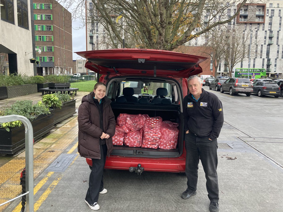 Turning Tides Team (@turning_tides) on Twitter photo Many thanks to <a href="/hoodgroup1/">Hood Group</a> and <a href="/SouthendCityC/">Southend-on-Sea City Council</a> for the fantastic donations which allowed us to provide presents and gifts to 70 children at Christmas 🎄 they were so appreciated!! Many thanks to <a href="/hoodgroup1/">Hood Group</a> and <a href="/SouthendCityC/">Southend-on-Sea City Council</a> for the fantastic donations which allowed us to provide presents and gifts to 70 children at Christmas 🎄 they were so appreciated!!