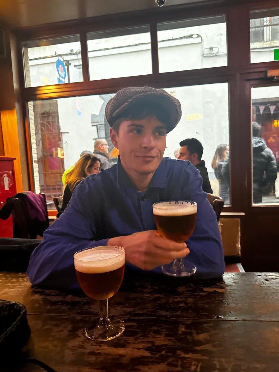 The last birthday in me 20’s, feel 70 odd. Blinding. Thanks for the messages, cheers for the love. Here’s to 29, be lucky. He who dares, you know it makes sense. X