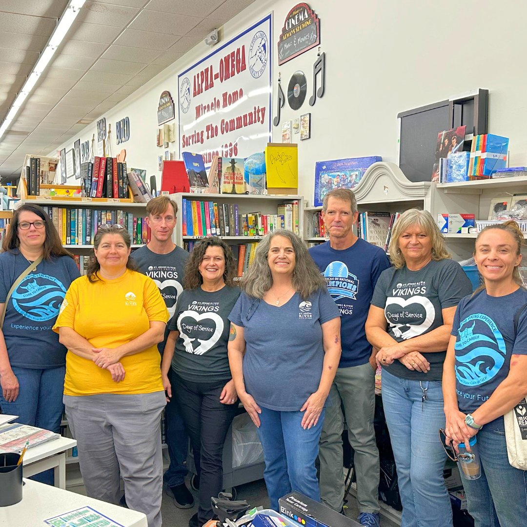 SJRState's tweet image. Three weeks until Vikings #SpringIntoService! Join us on January 24 for a variety of service project opportunities available all day! All employees, students, and community members are invited to volunteer.

Register at ow.ly/a5Lc50UqCu2.

#SJRState