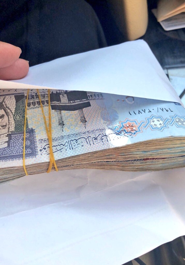 انت المقصود ستبكي خلال ساعات من شدة الفرح بإذن لله فقط شارك ب تعليق وارسل اسمك وبلدك في الخاص وانتظر البشاره