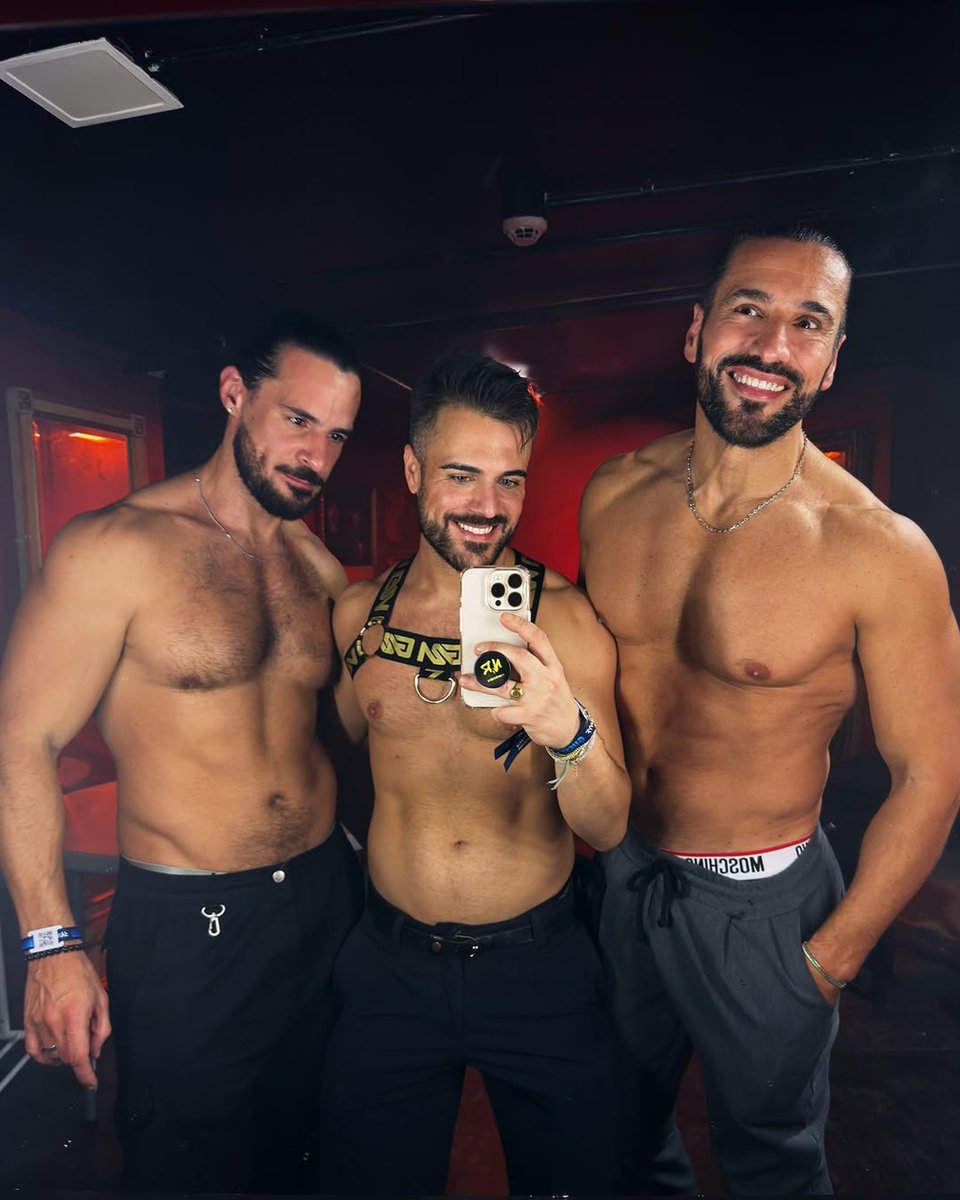 GarconModel's tweet image. Nothing like #Weparty in Madrid 🥰