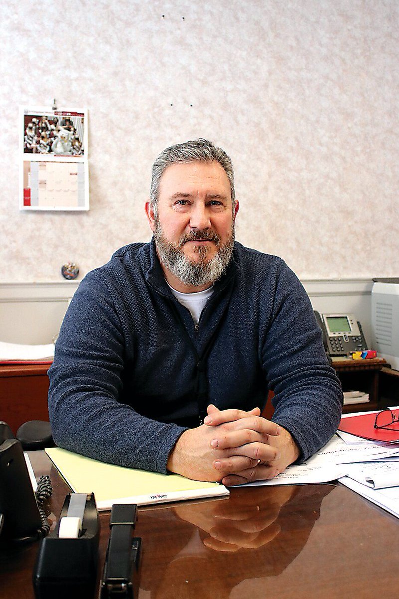 Livingston Manor/Roscoe schools to host town hall meeting on Jan. 9 

buff.ly/40557TA? 

#news #latestnews #newsoftheday #localnewspaper #localnews #sullivancatskills #catskills #newyork #sullivancountydemocrat