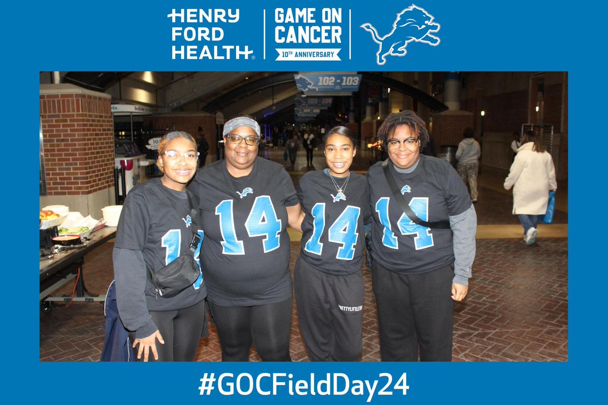 GameOnCancerDET's tweet image. 📸 Our mobile selfie station captured all the joy, laughter &amp;amp; unforgettable moments from Field Day at Ford Field! From Detroit @Lions jerseys to heartfelt smiles, these snapshots show the incredible spirit of our #GameOnCancer community 💙 #HenryFordHealth #GOCFieldDay24 #Lions