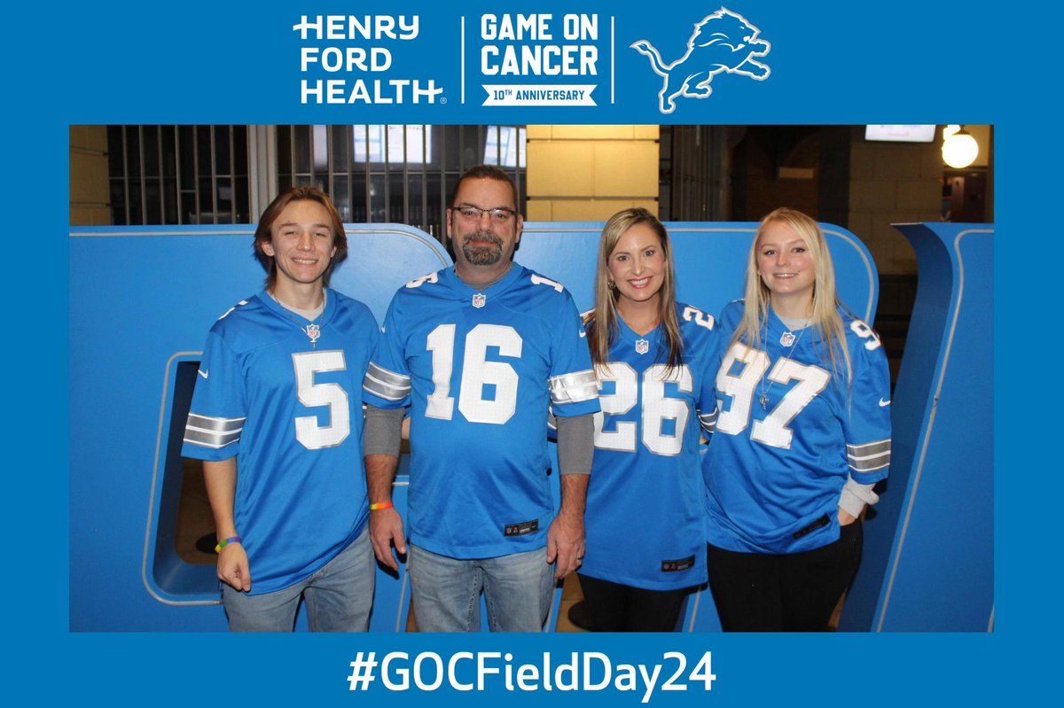 GameOnCancerDET's tweet image. 📸 Our mobile selfie station captured all the joy, laughter &amp;amp; unforgettable moments from Field Day at Ford Field! From Detroit @Lions jerseys to heartfelt smiles, these snapshots show the incredible spirit of our #GameOnCancer community 💙 #HenryFordHealth #GOCFieldDay24 #Lions