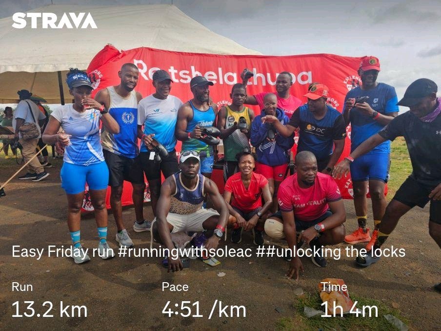 s_siraji's tweet image. Easy Friday evening run #runningwithsoleac @runningwithsoleac #TrapnLos @paintfunrace #unlocking the locks #untilWerunagain #ipaintedmyrun