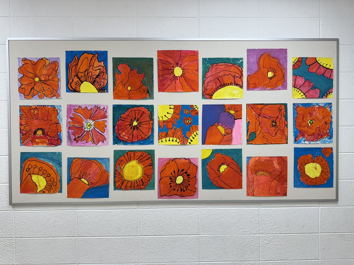 wcbartroom's tweet image. Happy New Year from the WCB Art Room! “My painting  is what I have to give back to the world for what the world gives to me.”-Georgia O’Keefe
#2ndgradepoppies #wcbpride