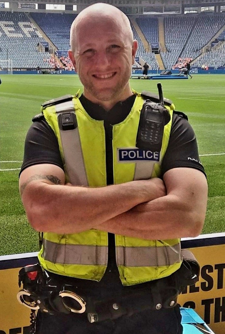 EvacTony's tweet image. I would be glad to assist any national enquiry in the grooming/rape gangs

Let me be clear although I didn't have any direct involvement with grooming  gangs, I did come across victims of them from time to time, mostly they were mispers (missing persons) I raised and asked…