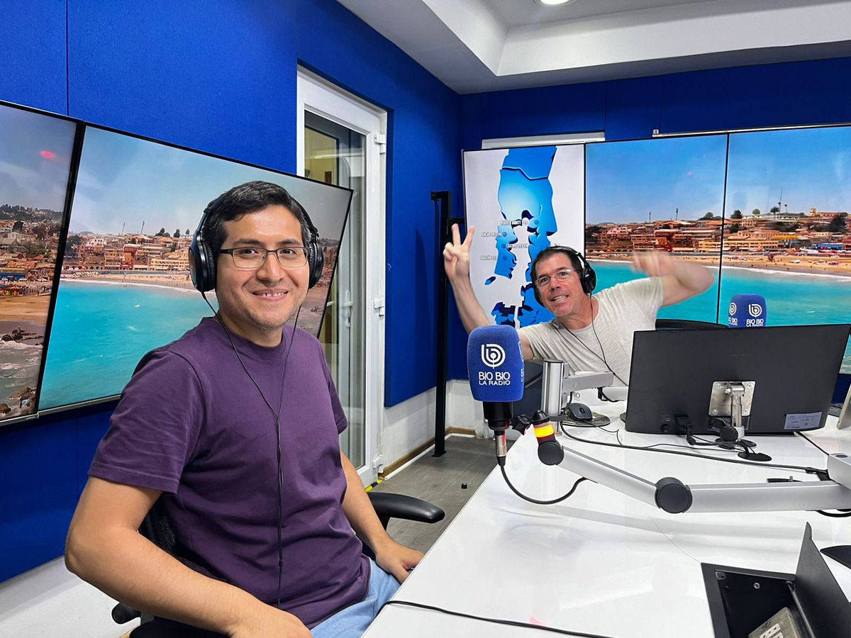 Ahora Ósmar Rodríguez, investigador @astrofisicamas @astrouc en #ExpresoPM en <a href="/biobio/">BioBioChile</a> 

biobiochile.cl/biobiotv/ 

#CentrosAnid