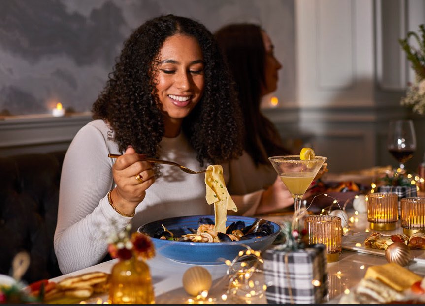 FleurPVD's tweet photo. We are Fleur PVD, a restaurant &amp; bar located in the Omni Hotel of Downtown Providence.

Let us set the table for you. Whether you’re celebrating a birthday, anniversary, or a Girls’ Night Out, we’re here to make those moments even more special.

Join us:
https://t.co/rRy6h9RgNr https://t.co/GyCNtJKeeG