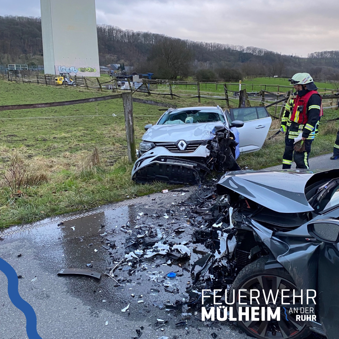 Feuerwehr Mülheim an der Ruhr tweet media