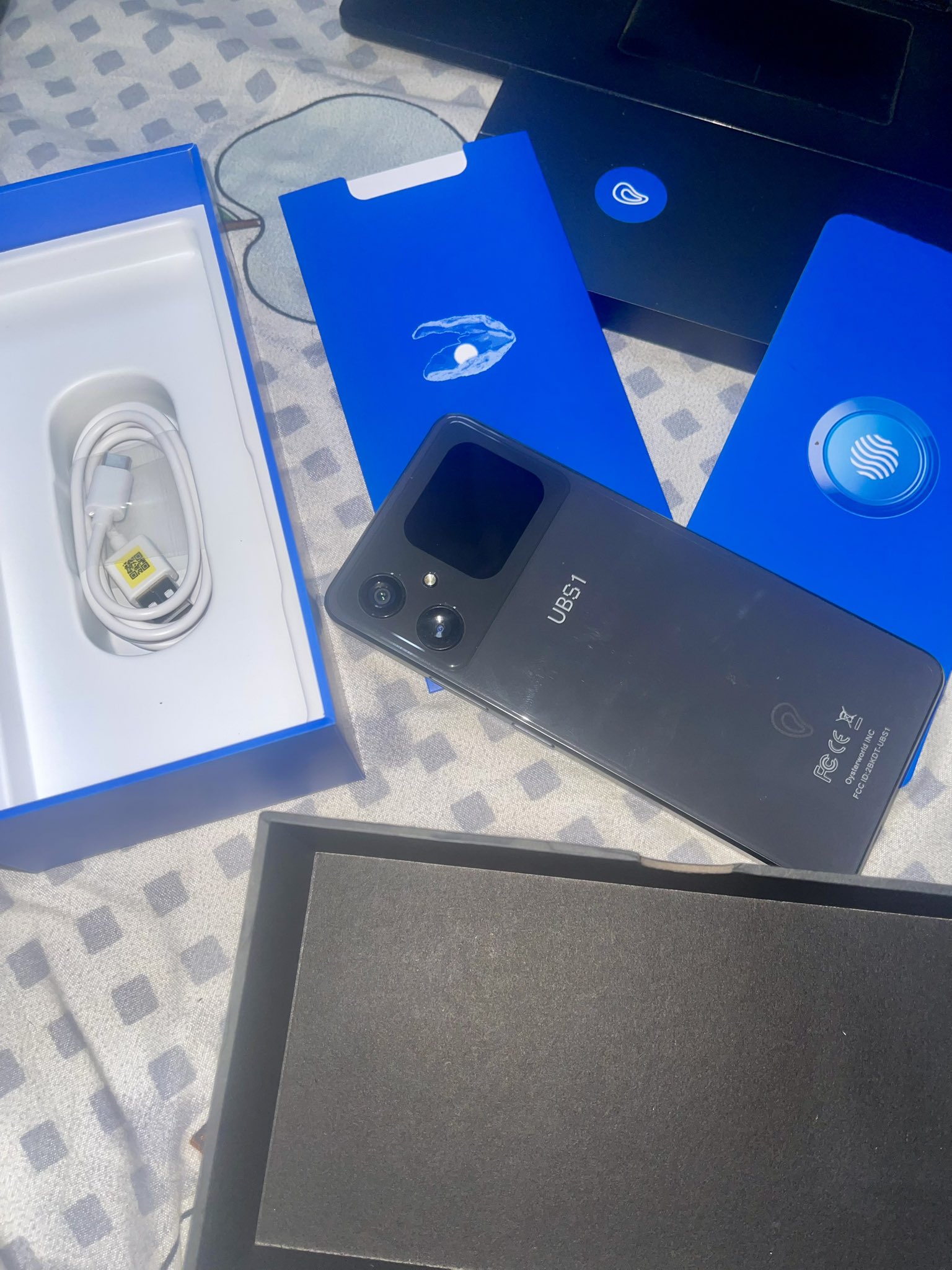 Oyster Labs: Universal Basic Smartphone (@oysterecosystem) / X Oyster Labs: Universal Basic Smartphone (@oysterecosystem) / X