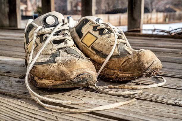 Do you have any of these horrors lurking at the back of your wardrobe? *Tomorrow* we’re doing another collection of used running shoes for the fabulous <a href="/Jogonagain/">JogOnAgain</a>. Bring yours down and pop them in the blue Ikea bags by the start 👍 👟 ♻️