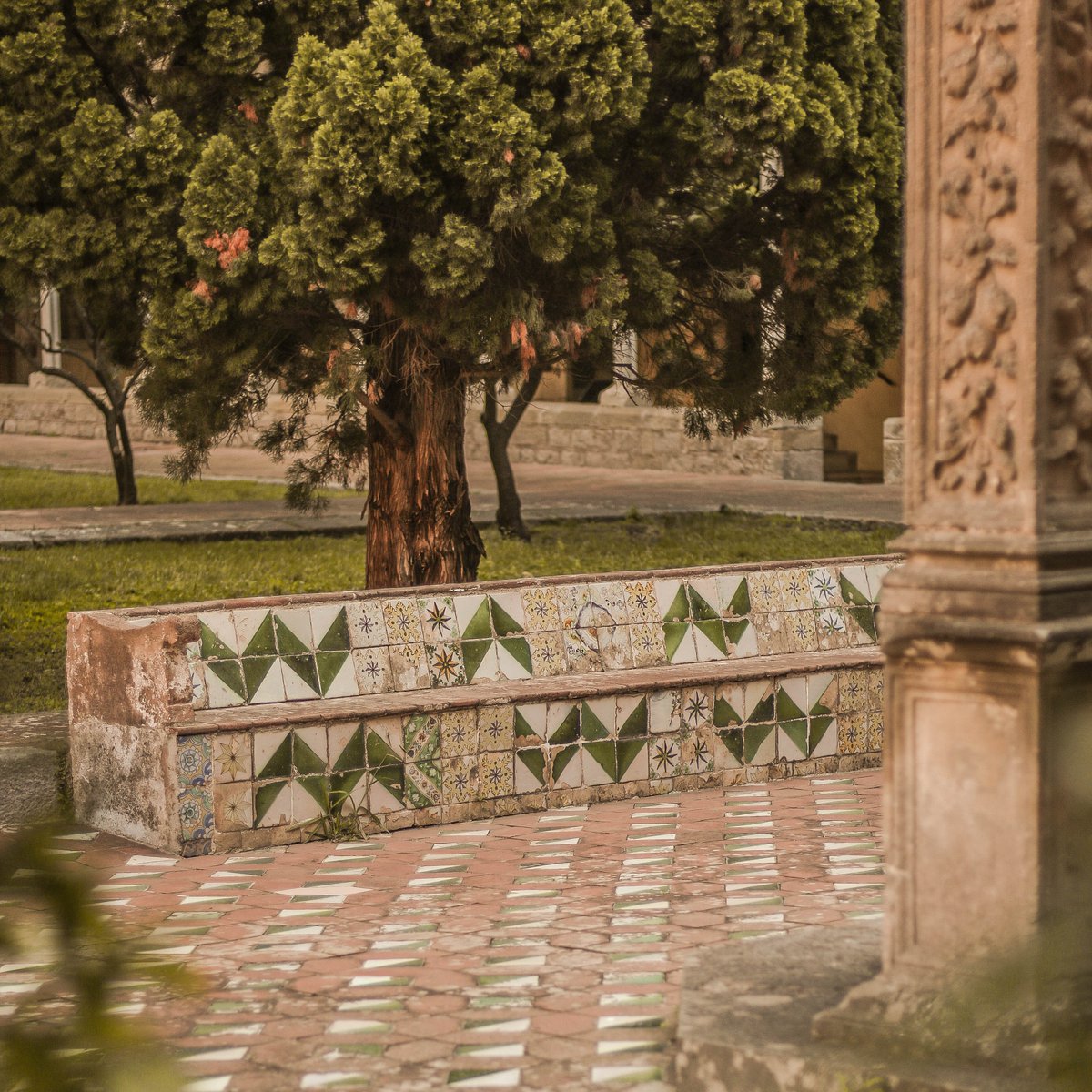 🧘‍♀️ Un espai on relaxar-se i desconnectar del bullici de la ciutat. 

💭Per imaginar i comprendre com era la vida a l’edat mitjana.

🎟️ Recorda que l’entrada al #MonestirDePedralbes cada diumenge és gratuïta a partir de les 15:00 h. T’hi esperem!

#Barcelona #BarcelonaCultura