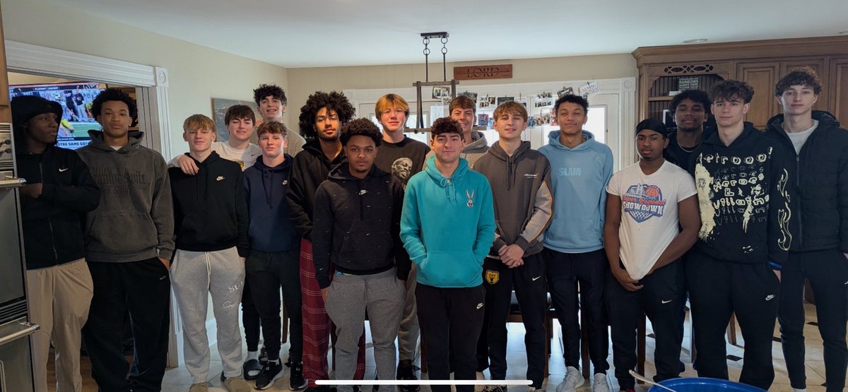 Central Boys Basketball (@bears_central) on Twitter photo Game Day Breakfast - Thank you <a href="/CHSBoysBoosters/">ᴇᴠᴀɴsᴠɪʟʟᴇ ᴄᴇɴᴛʀᴀʟ ʙᴏʏs ʙᴀsᴋᴇᴛʙᴀʟʟ ʙᴏᴏsᴛᴇʀ ᴄʟᴜʙ</a> for providing a delicious meal and fellowship for our Bear Basketball family. #BearPride Game Day Breakfast - Thank you <a href="/CHSBoysBoosters/">ᴇᴠᴀɴsᴠɪʟʟᴇ ᴄᴇɴᴛʀᴀʟ ʙᴏʏs ʙᴀsᴋᴇᴛʙᴀʟʟ ʙᴏᴏsᴛᴇʀ ᴄʟᴜʙ</a> for providing a delicious meal and fellowship for our Bear Basketball family. #BearPride