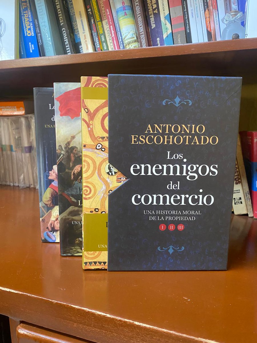 MarcelCevallos's tweet photo. Lectura obligatoria: una joya de la literatura liberal. Saludos desde Guayaquil, Ecuador. @AEscohotado https://t.co/cAzLE01S7T