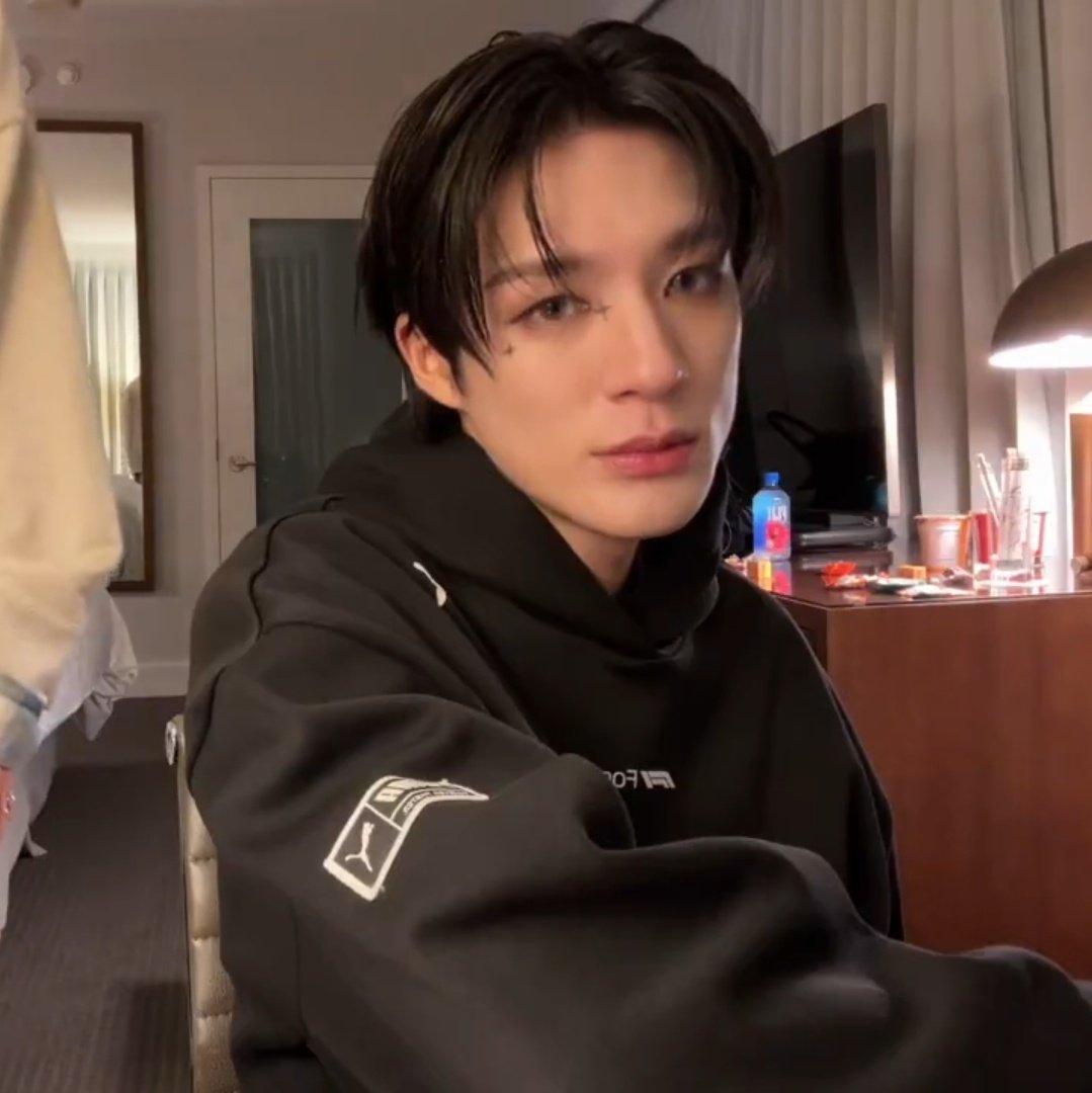 this jeno 🖤