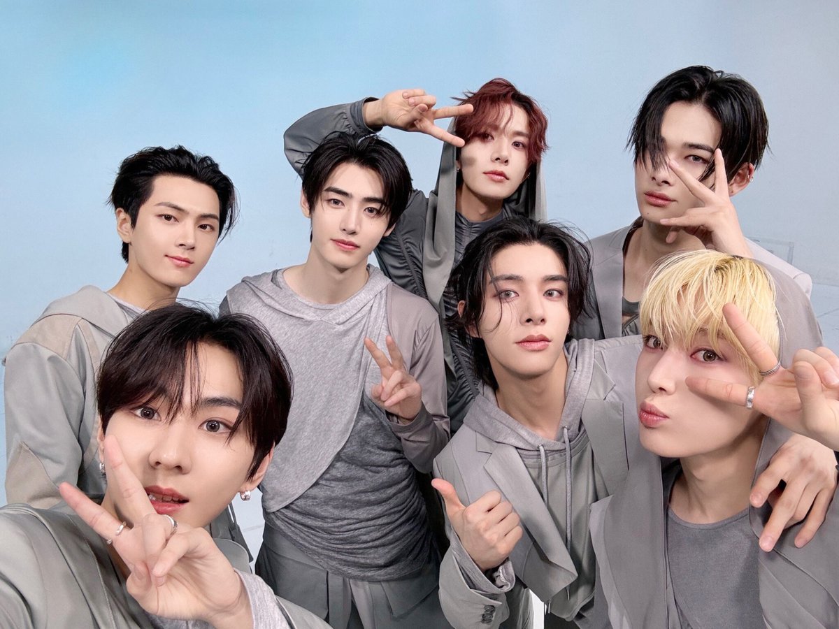 EN_onSpotify's tweet photo. Fastest @ENHYPEN Songs to reach 50M streams on Spotify:
1. BITE ME - 35 days
2. Polaroid Love - 62 days
3. XO - 76 days
4. Sweet Venom - 94 days
5. Drunk-Dazed - 119 days
6. FEVER - 120 days
7. #BTHB - 164 days 🆕
8. Future Perfect - 197 days
9. Tamed-Dashed - 210 days
10. #FatalTrouble - 235 days 🆕