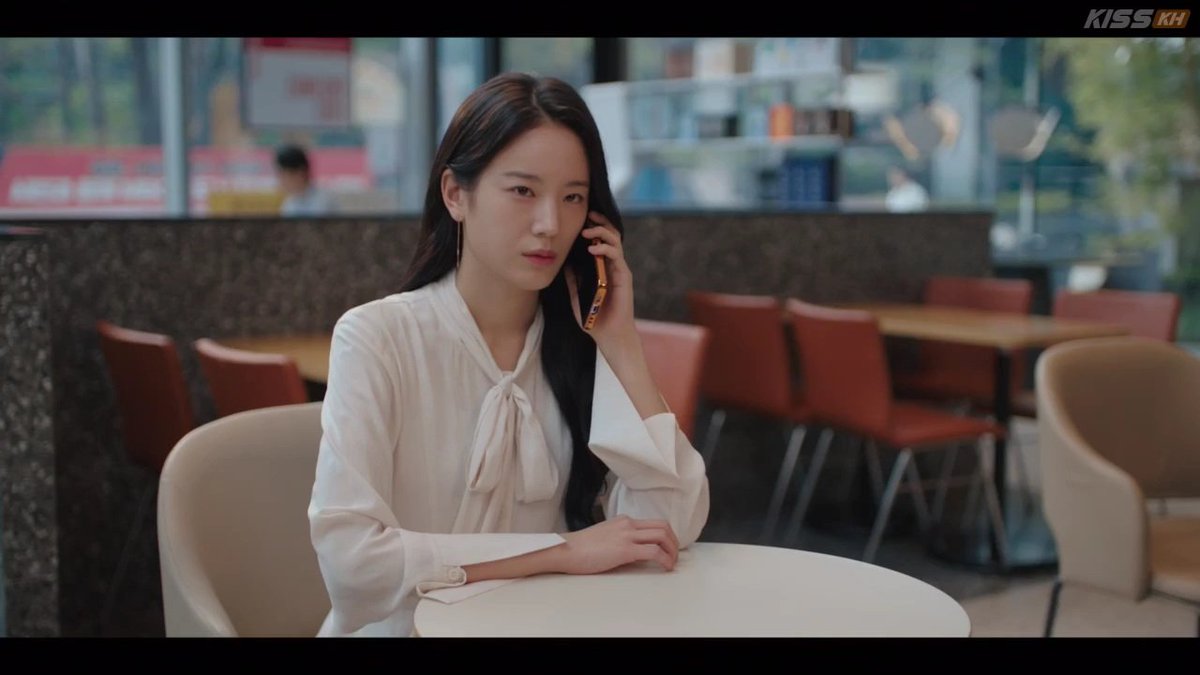 hirupbeurat's tweet photo. #WhenThePhoneRings #WhenThePhoneRingsEp9 lol when yuri got upset because she couldnt reach vs when sangwoo finally called her https://t.co/T6MY3D5JEU