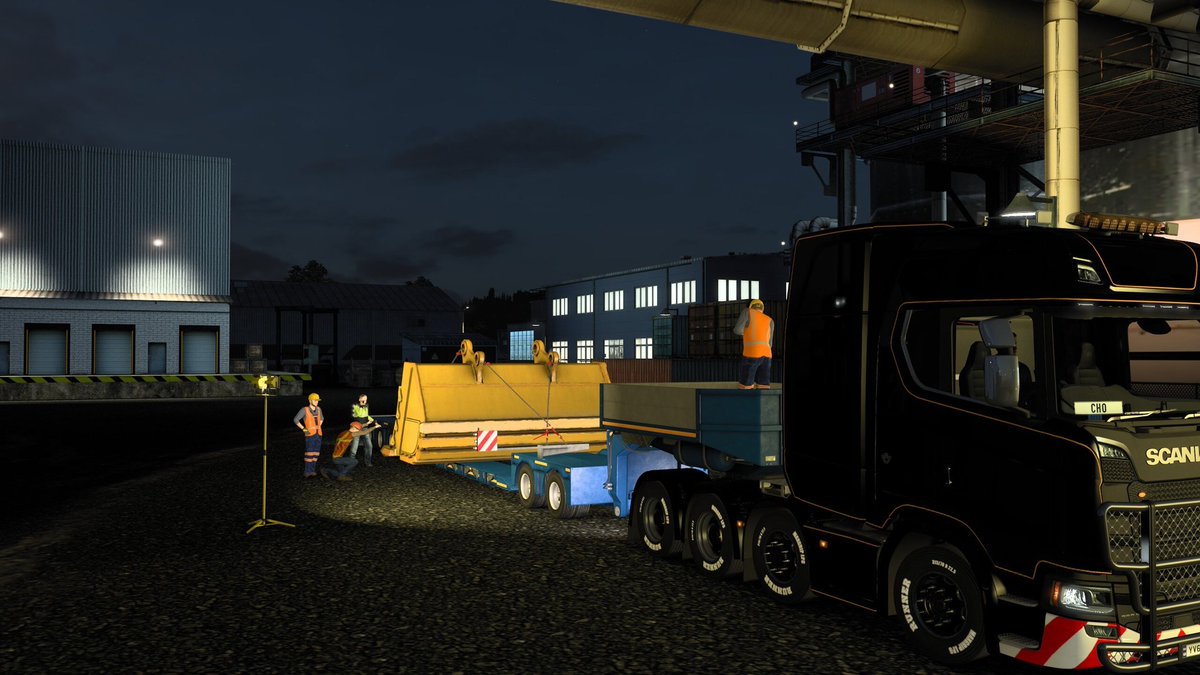 MenamesCho's tweet photo. ETS2 Special Transport. Massive bucket lol https://t.co/VuAiuHRs81