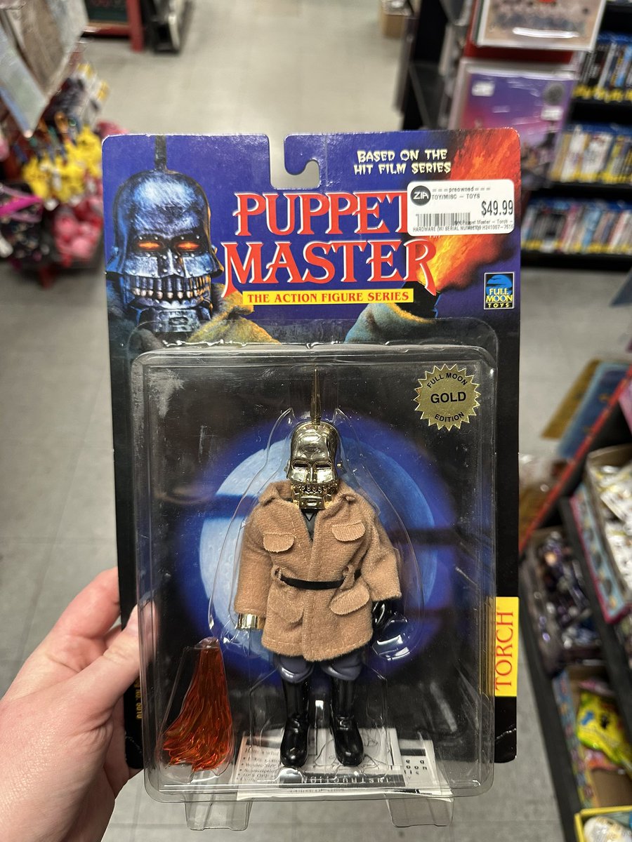 BarelyAshley's tweet image. More for my Puppet Master collection. 
A 1998 Gold Edition Torch. 🙌🏻🔥
#PuppetMaster
